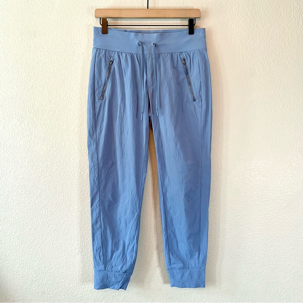 Athleta Pull On Drawstring Waist Nylon Stretch Joggers